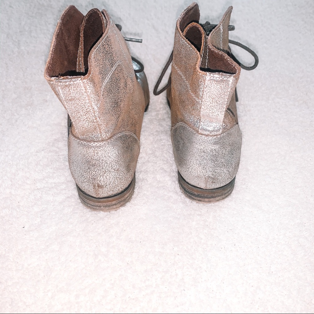 Metallic Booties - Picture 4 of 5